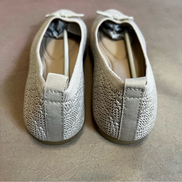 NIB Women’s Ballet Flats, Stretchy, Foldable, Beige Knit, Sz 9 - Picture 7 of 9
